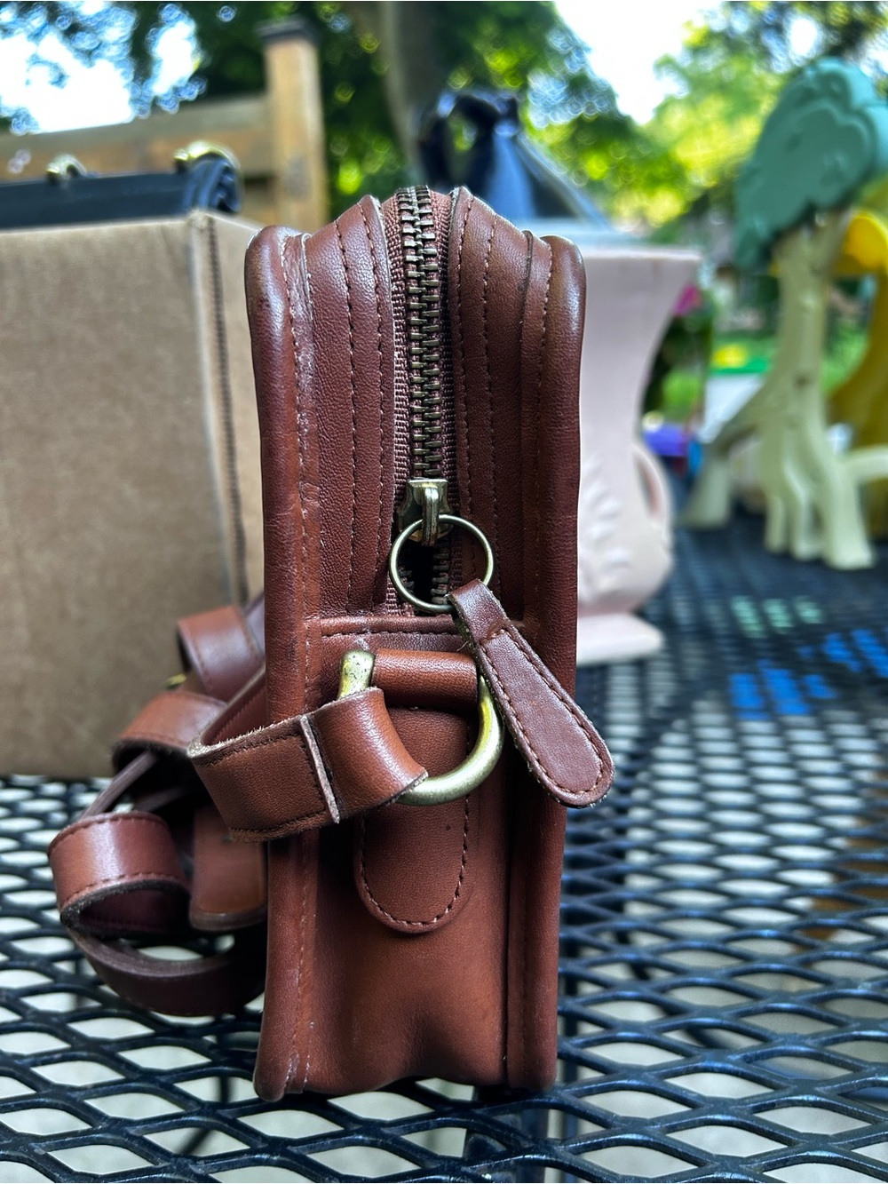 Coach Vintage Leather Side Kick Pouch in British Tan - Picture 3 of 6